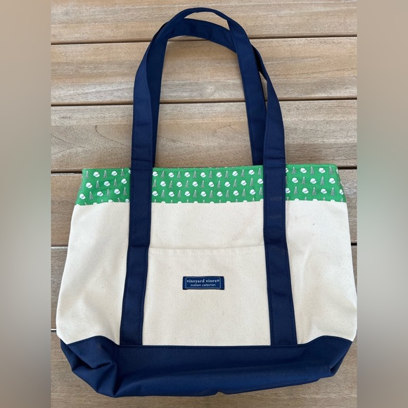 Vineyard Vines Handbags - Vineyard Vines Canvas Tote Bag
